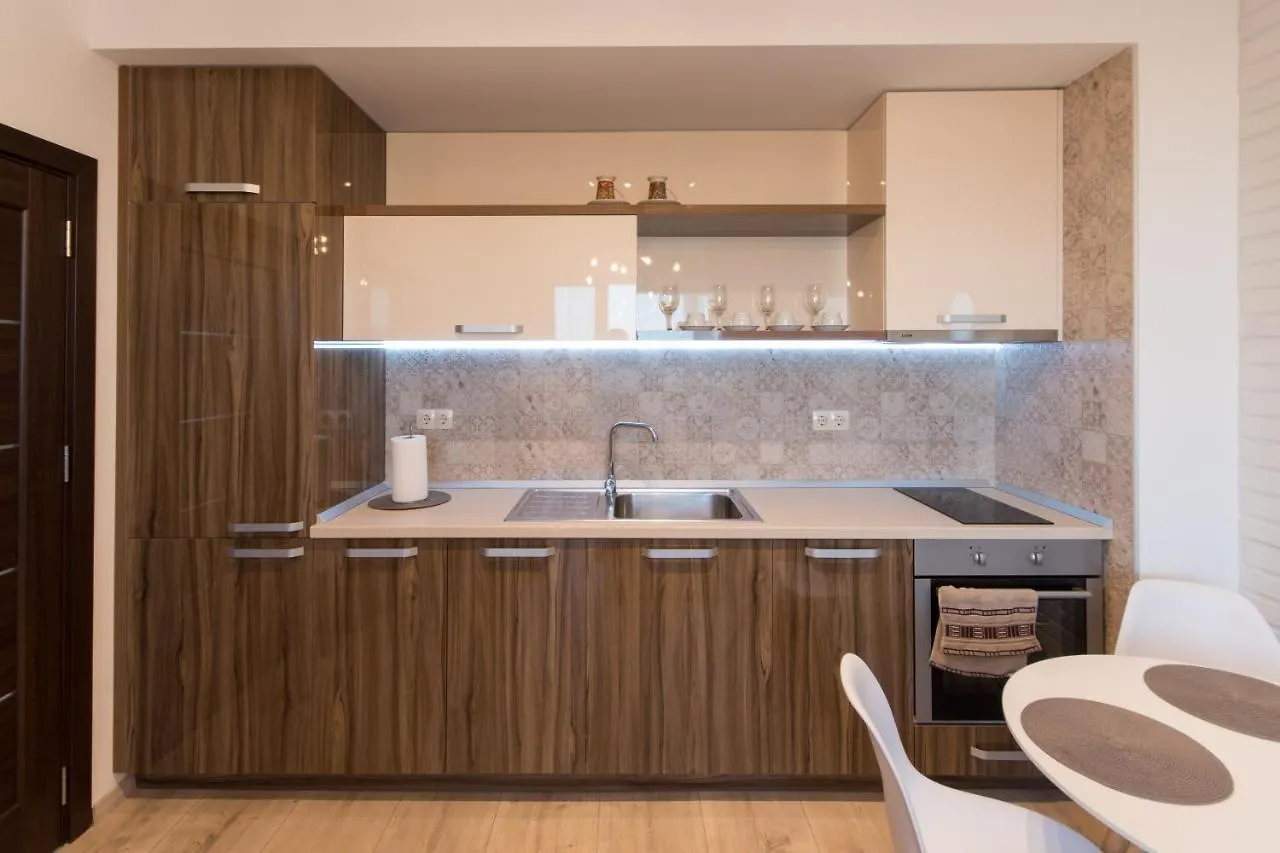 City Apartments Triumph Варна 0*,